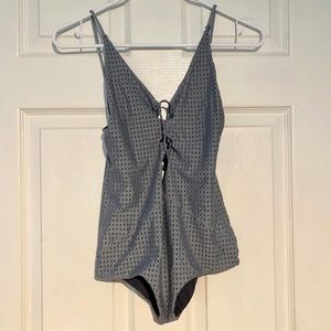 SOLD ✖️ Acacia Swim Platinum Mesh Kokomo size S